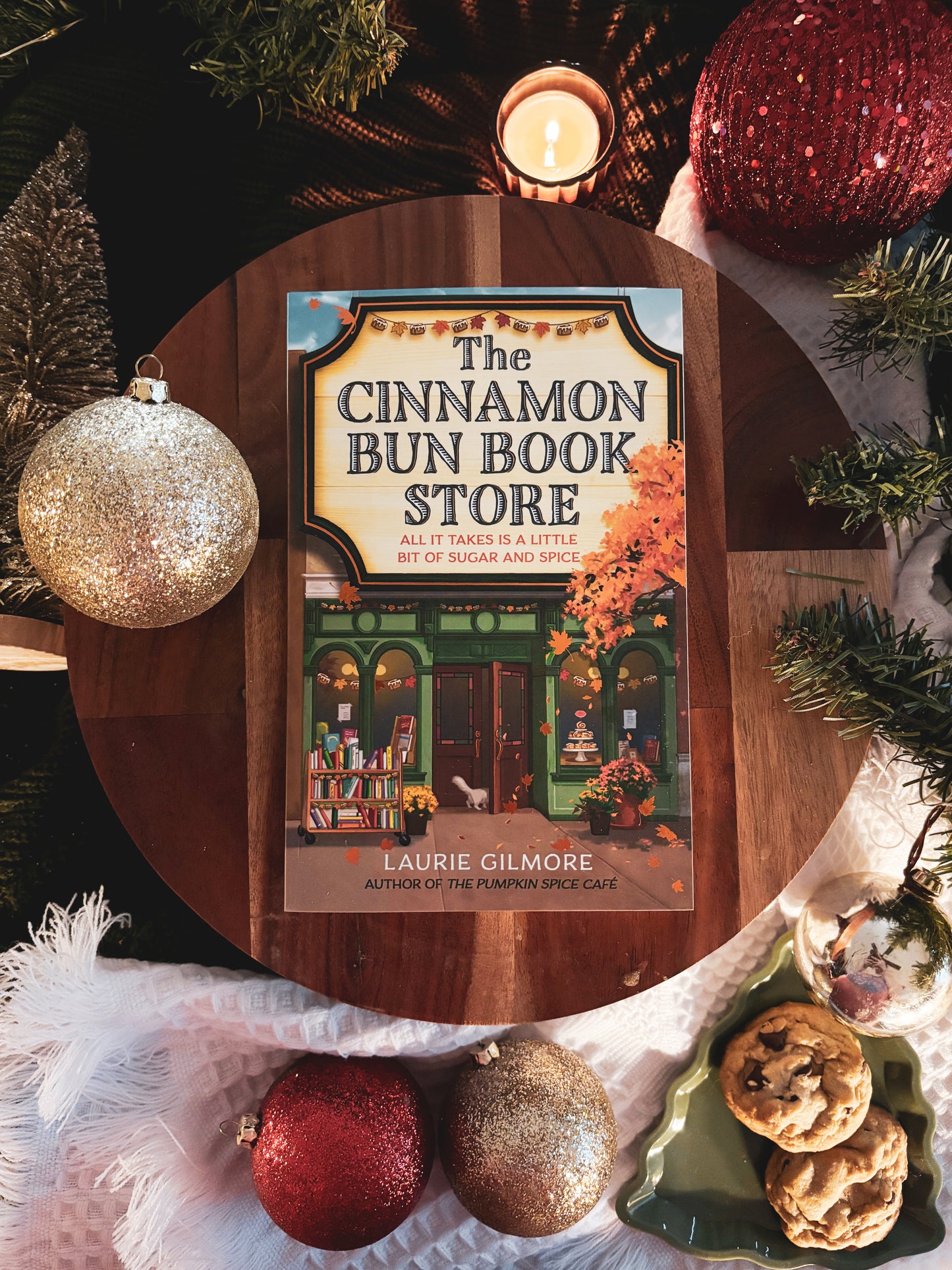 Gilmore- The Cinnamon Bun Book Store